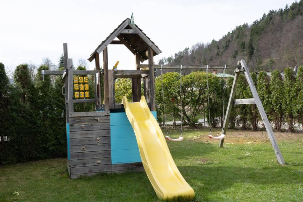 Schoenes Ferienhaus Mit Garten Pörtschach am Wörthersee 外观 照片