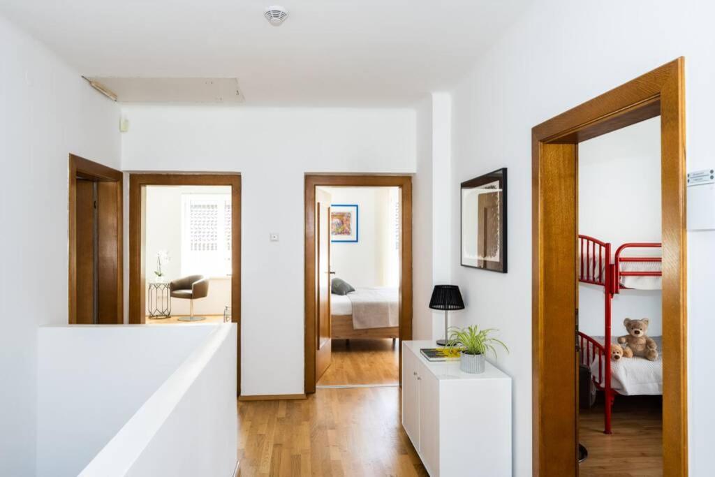 Schoenes Ferienhaus Mit Garten Pörtschach am Wörthersee 外观 照片